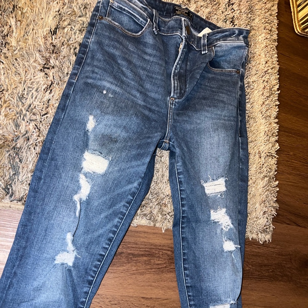 Abercrombie 27